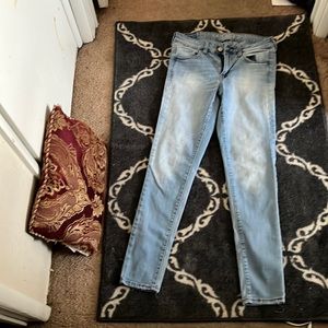 Light colored American Eagle jeans